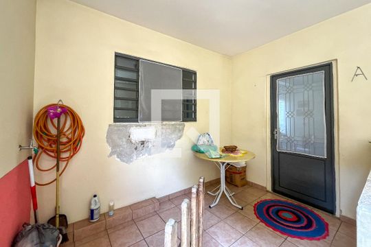 Entrada de casa à venda com 4 quartos, 305m² em Vila Pereira Barreto, São Paulo