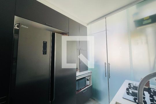 Cozinha de apartamento à venda com 2 quartos, 58m² em Centro, Guarulhos