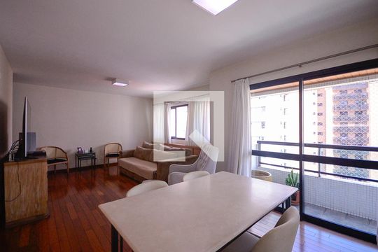 Sala  de apartamento à venda com 4 quartos, 157m² em Aclimação, São Paulo