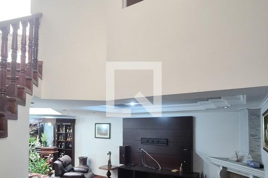 Sala de casa à venda com 4 quartos, 450m² em Vila Euclides, São Bernardo do Campo
