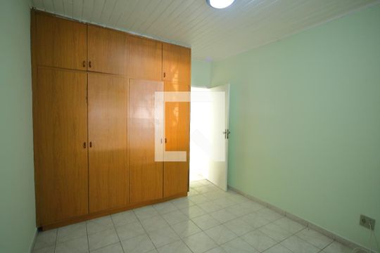 Quarto 1  de casa para alugar com 2 quartos, 110m² em Bairro dos Casa, São Bernardo do Campo