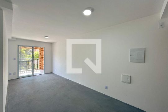 Sala de apartamento à venda com 2 quartos, 61m² em Santo Amaro, São Paulo