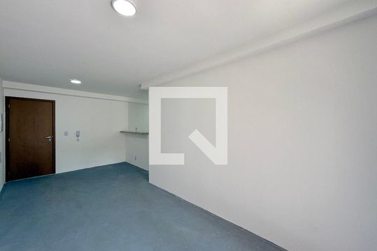 Sala de apartamento à venda com 2 quartos, 61m² em Santo Amaro, São Paulo