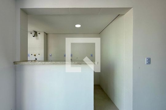 Cozinha  de apartamento para alugar com 1 quarto, 35m² em Santo Amaro, São Paulo