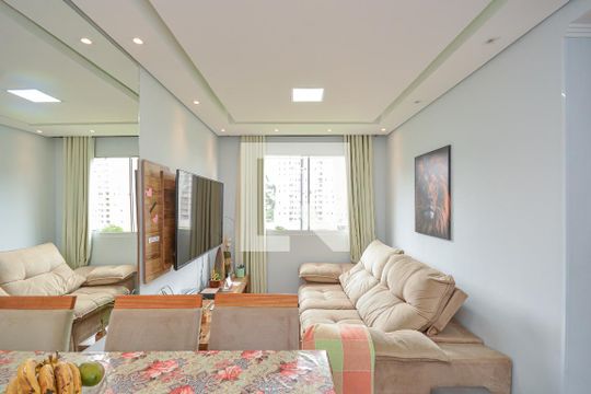 Sala de apartamento à venda com 2 quartos, 44m² em Usina Piratininga, São Paulo