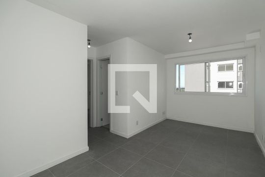 Sala de apartamento para alugar com 2 quartos, 60m² em Jardim Sabará, Porto Alegre
