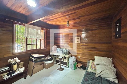 Quarto 2 de casa para alugar com 7 quartos, 210m² em Cristo Rei, São Leopoldo