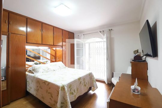 Casa à venda com 3 quartos, 140m² em Vila Constança, São Paulo