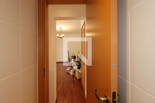 Lavabo de apartamento para alugar com 3 quartos, 124m² em Vila Scarpelli, Santo André