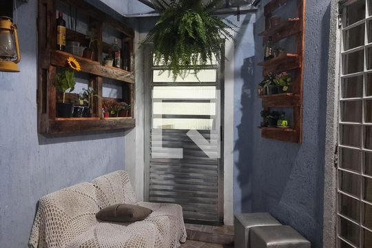 Área Externa de casa à venda com 3 quartos, 134m² em Jardim Monte Azul, São Paulo