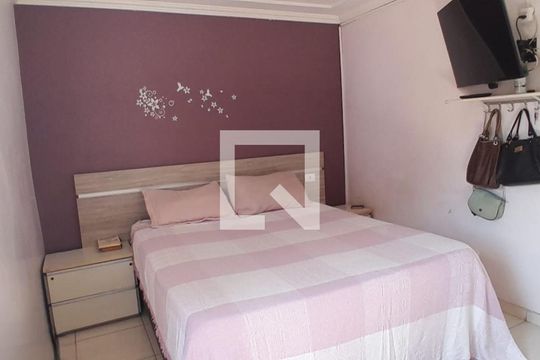 Quarto 1 de casa à venda com 3 quartos, 134m² em Jardim Monte Azul, São Paulo