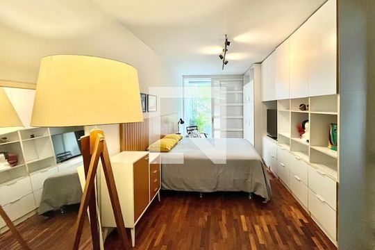Quarto de apartamento para alugar com 1 quarto, 110m² em Consolação, São Paulo