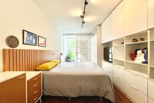 Quarto de apartamento para alugar com 1 quarto, 110m² em Consolação, São Paulo