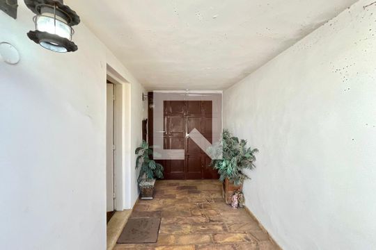 Área externa de casa para alugar com 3 quartos, 250m² em Indianópolis, São Paulo