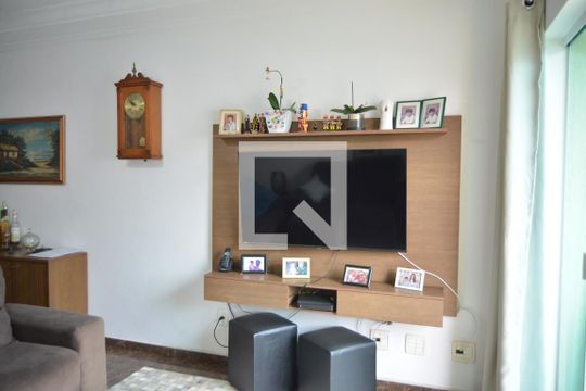 Apartamento para alugar com 3 quartos, 150m² em Parque das Nações, Santo André