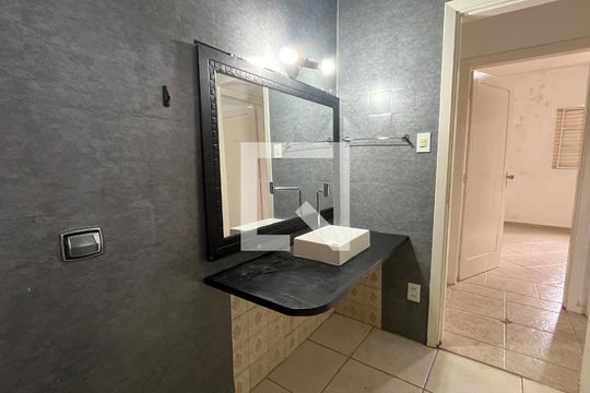 Casa à venda com 2 quartos, 230m² em Taquaral, Campinas