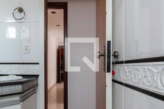Banheiro da Suíte 1 de apartamento à venda com 3 quartos, 130m² em Castelo, Belo Horizonte
