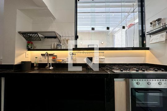 Cozinha de apartamento à venda com 2 quartos, 65m² em Urca, Rio de Janeiro