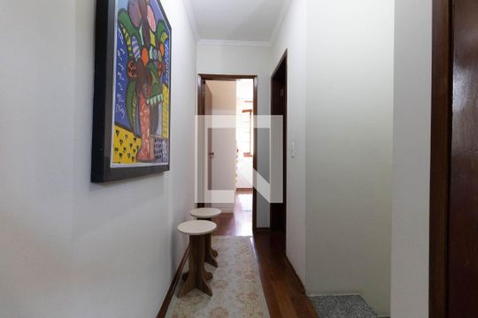 Corredor de casa de condomínio à venda com 3 quartos, 102m² em Vila Brasilio Machado, São Paulo