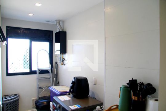 Sala e Cozinha integrada  de apartamento à venda com 2 quartos, 79m² em Vila Augusta, Guarulhos