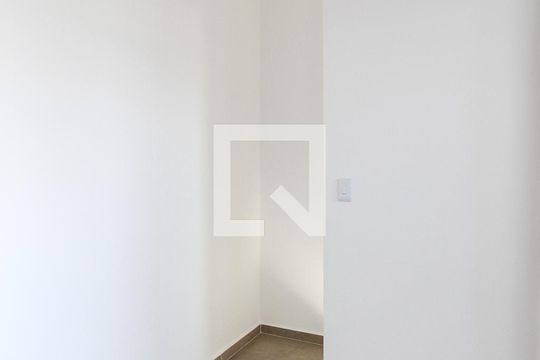 Corredor de apartamento à venda com 2 quartos, 60m² em Jardim Sao Carlos (zona Leste), São Paulo