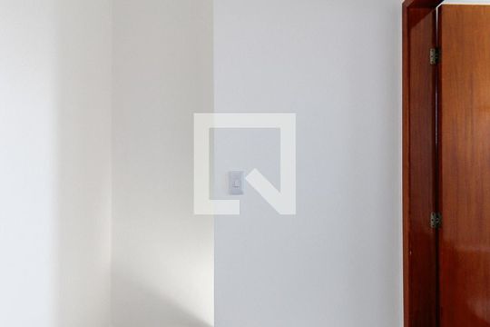 Corredor de apartamento à venda com 2 quartos, 60m² em Jardim Sao Carlos (zona Leste), São Paulo