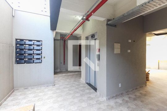 Garagem de apartamento à venda com 2 quartos, 60m² em Jardim Sao Carlos (zona Leste), São Paulo