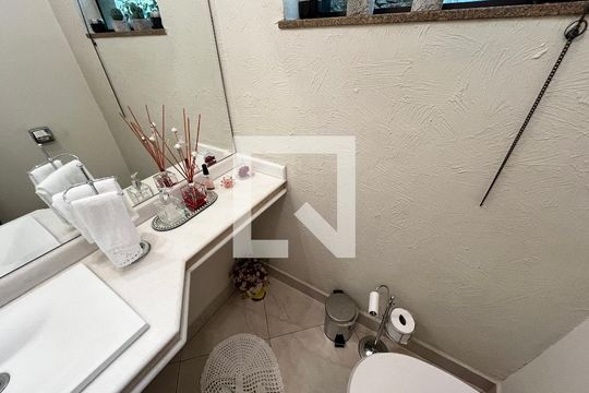 Lavabo de casa à venda com 4 quartos, 317m² em Jardim Franca, São Paulo
