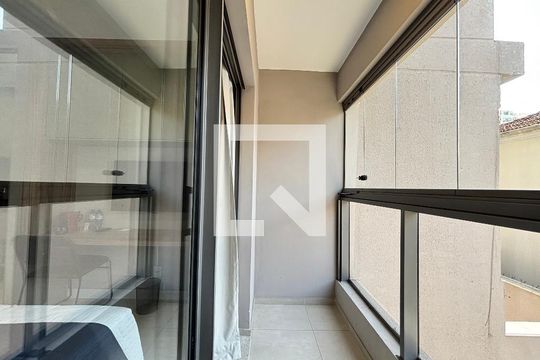 Varanda de kitnet/studio à venda com 1 quarto, 20m² em Indianópolis, São Paulo