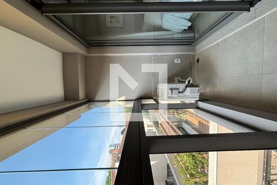 Varanda de kitnet/studio à venda com 1 quarto, 20m² em Indianópolis, São Paulo