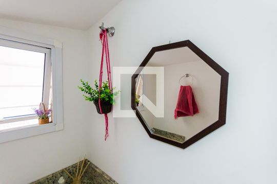 Casa à venda com 4 quartos, 200m² em Parque das Nações, Santo André