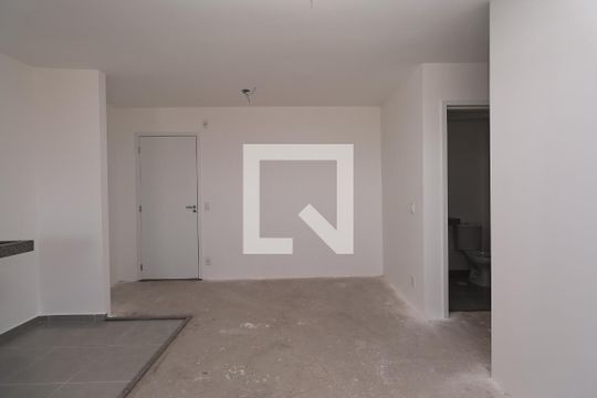 Sala de apartamento à venda com 2 quartos, 46m² em Vila Curuçá, Santo André