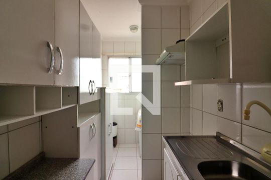 Cozinha de apartamento à venda com 1 quarto, 39m² em Baeta Neves, São Bernardo do Campo