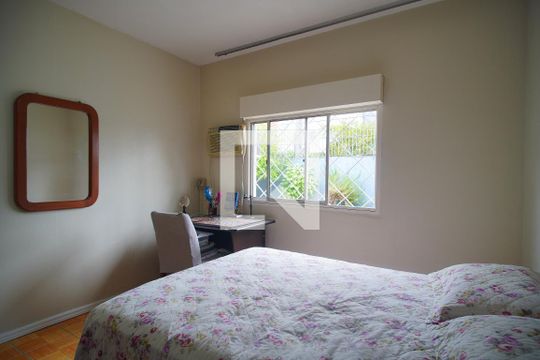 Quarto 1 de casa para alugar com 5 quartos, 163m² em Roselândia, Novo Hamburgo