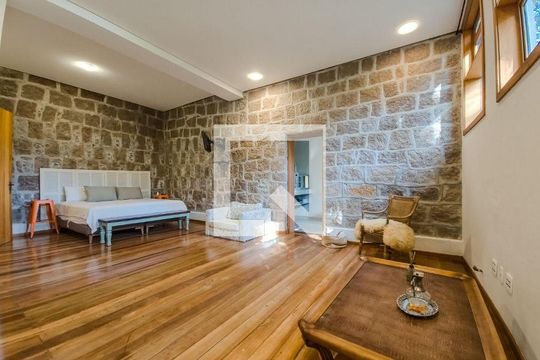 Casa à venda com 2 quartos, 300m² em Fazenda Marajoara, Jundiaí