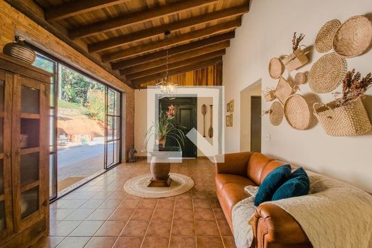 Casa à venda com 2 quartos, 300m² em Fazenda Marajoara, Jundiaí