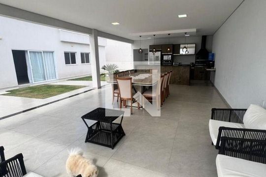 Casa à venda com 4 quartos, 460m² em Loteamento Portal Da Colina, Jundiaí