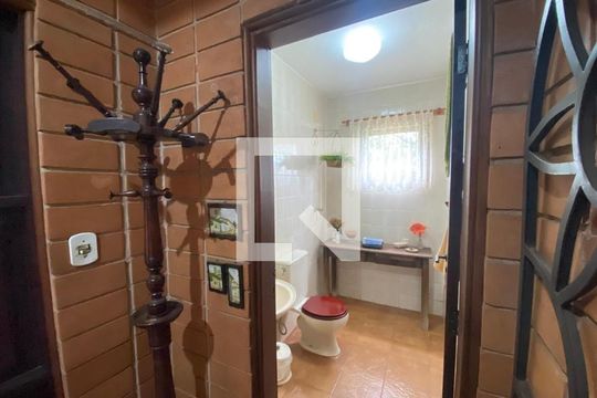 Casa para alugar com 4 quartos, 451m² em Vila Liberdade, Jundiaí