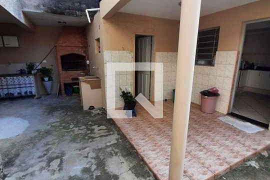 Casa à venda com 3 quartos, 179m² em Conjunto Residencial Iapi, Jundiaí