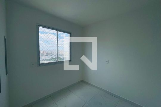 Quarto 1 de apartamento à venda com 2 quartos, 43m² em Vila das Bandeiras, Guarulhos