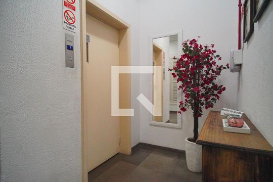 Hall de entrada de apartamento à venda com 2 quartos, 56m² em Ideal, Novo Hamburgo
