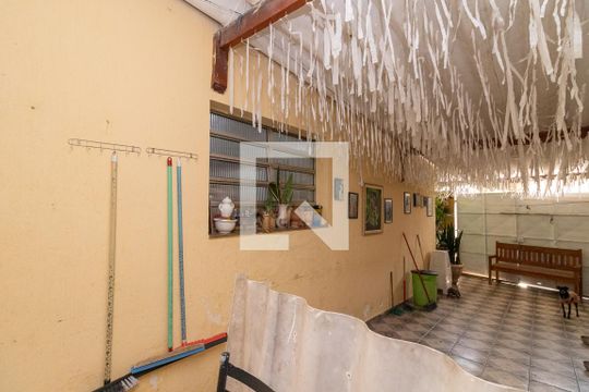 Garagem de casa à venda com 4 quartos, 240m² em Vila Sao Geraldo, São Paulo