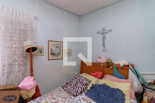 Suíte de casa à venda com 4 quartos, 240m² em Vila Sao Geraldo, São Paulo