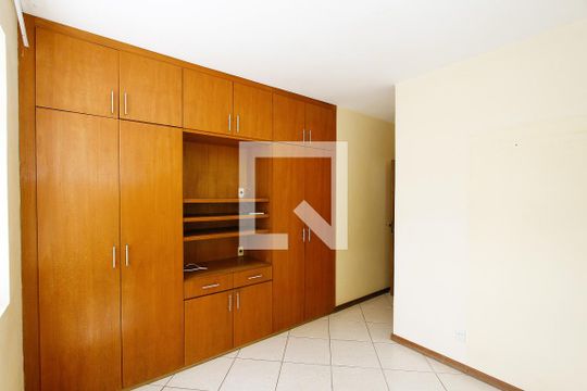 Quarto 1 Suíte de apartamento para alugar com 4 quartos, 240m² em Buritis, Belo Horizonte