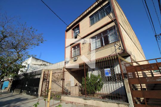 Fachada do Prédio de apartamento à venda com 2 quartos, 120m² em Olaria, Rio de Janeiro
