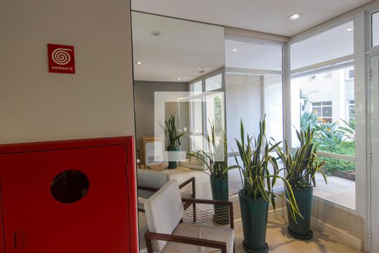 Hall social de apartamento para alugar com 2 quartos, 62m² em Green Valley, Barueri
