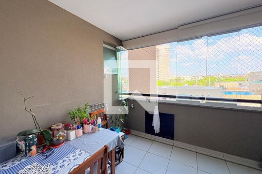 Sacada de apartamento à venda com 3 quartos, 98m² em Horto Florestal, Jundiaí