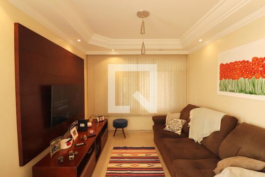 Sala de casa para alugar com 2 quartos, 146m² em Santa Terezinha, São Bernardo do Campo