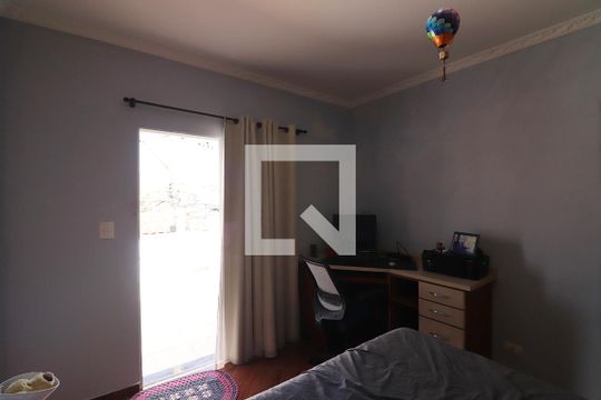 Suíte 1 de casa para alugar com 2 quartos, 146m² em Santa Terezinha, São Bernardo do Campo
