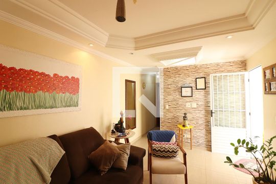 Sala de casa para alugar com 2 quartos, 146m² em Santa Terezinha, São Bernardo do Campo